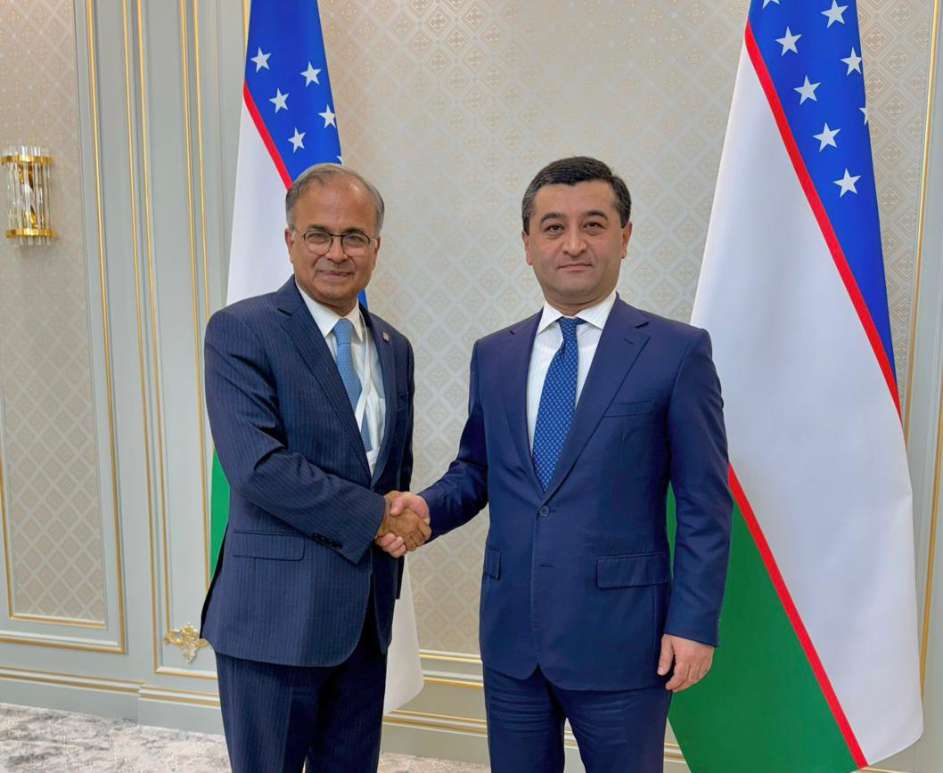 ECO Secretary General Meets with the Uzbek Foreign Minister