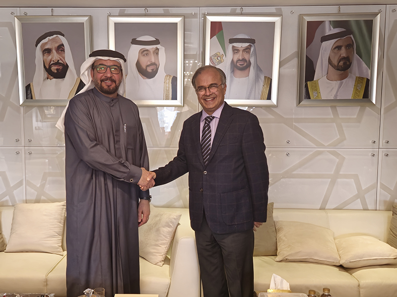 Secretary General Meets UAE Ambassador